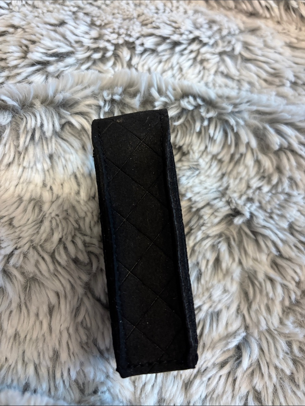 Chanel Velvet Lipstick Case-Luxury Quilted Black with Gold Button - Picture 4 of 6